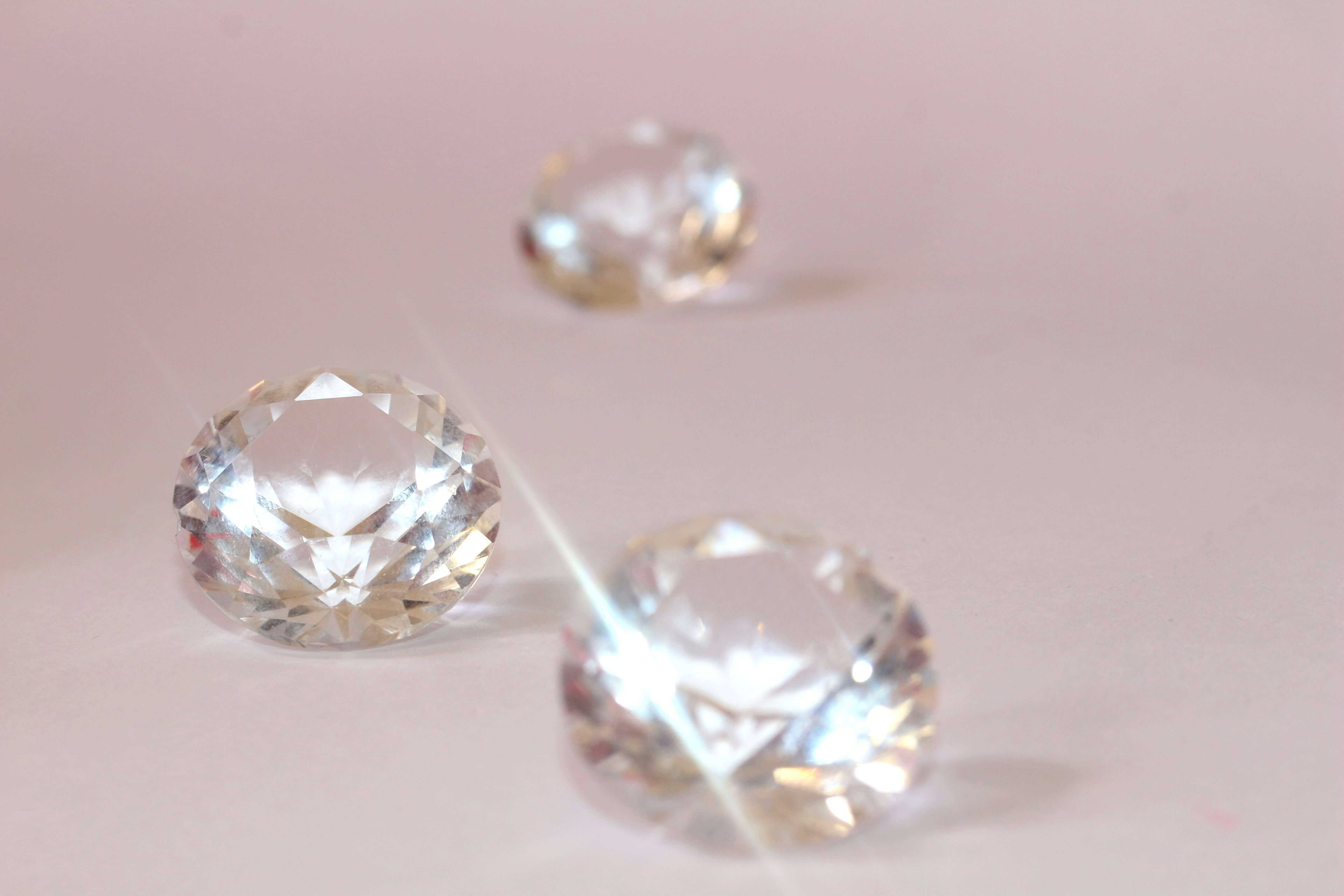 How Much Does a 3 Carat Round Natural Diamond Cost? (2026 Guide)