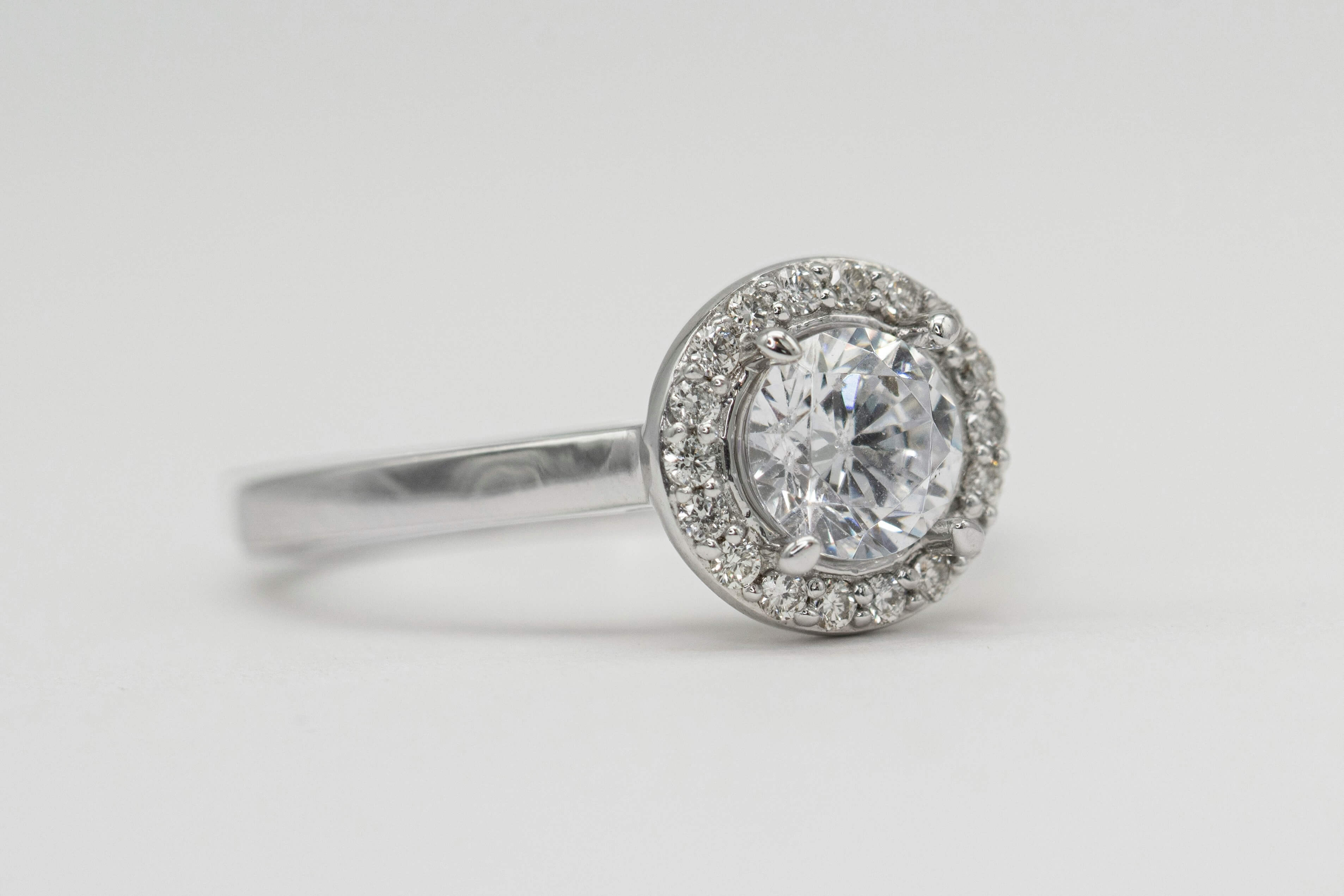 How Much Does a 3 Carat Pear Lab-Grown Diamond Cost? (2026 Guide)